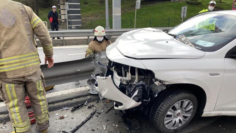 Kağıthane D-100de trafiği kilitleyen kaza