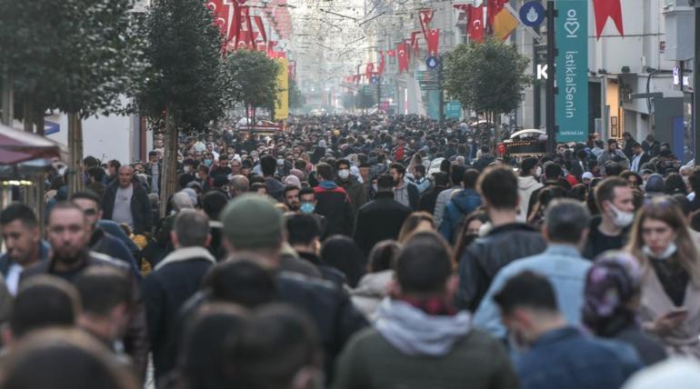 Prof. Dr. Şener: Omicron varyantı virüsün gevşediğini, yumuşadığını, evcilleştiğini gösteriyor