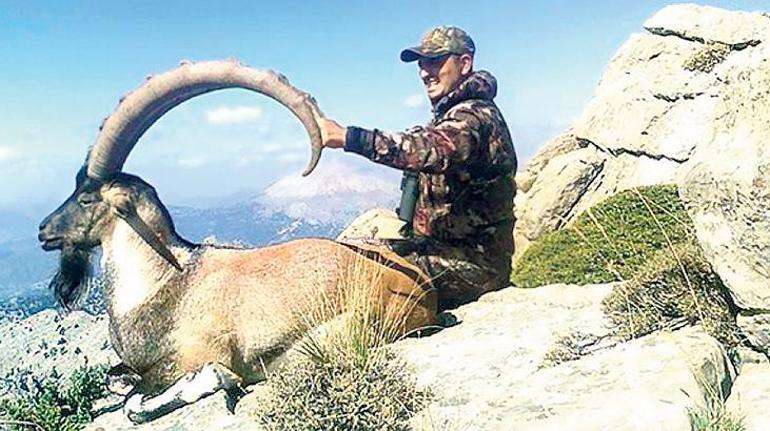 Bas parayı vur keçiyi İspanyadan gelen 12 avcı Tuncelide huzuru kaçırdı