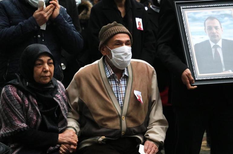 Koronavirüse yenilen veteriner hekime gözyaşları sel oldu