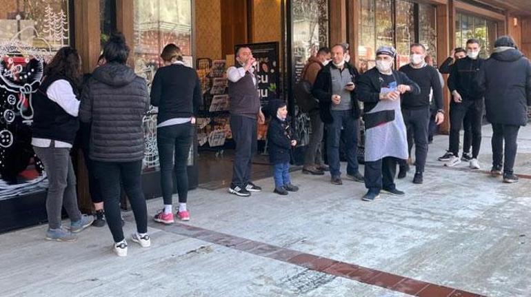 Beşiktaş’ta lüks kafede korkutan yangın Çok sayıda kişi dumandan etkilendi