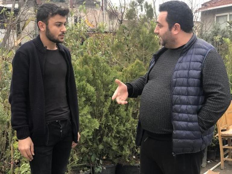 Kırmızı kart gören futbolcu, tabancayla rakip takımın soyunma odasını bastı