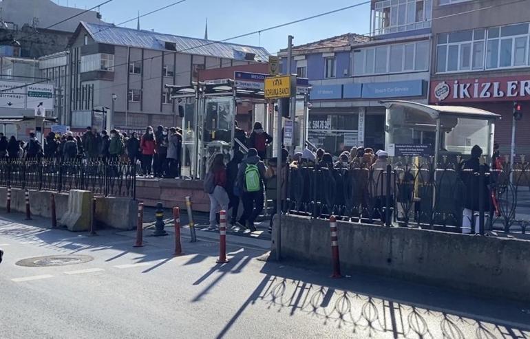 Son dakika... İstanbul’da tramvay arızası