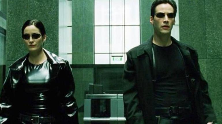 Beklenen gün geldi Matrix gerçek olursa 10 yıl sonra...