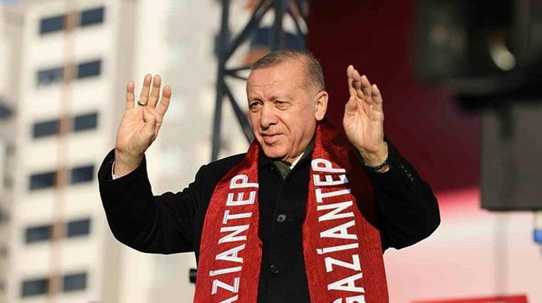 Son dakika... Cumhurbaşkanı Erdoğandan İBBye pankart tepkisi: Vah zavallı