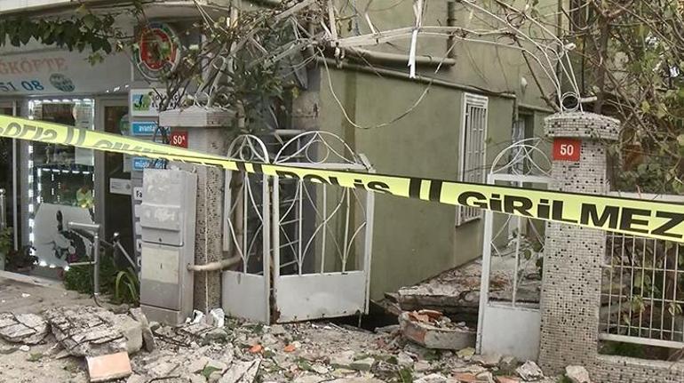 Avcılar’da çöken balkonla düşen emekli polis yaralandı