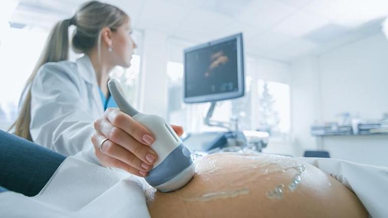 Bebeğin rahim içindeki duruşu ne anlama geliyor ve neden önemli