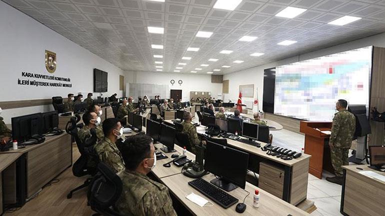 Bakan Akar sınırın sıfır noktasında incelemelerde bulundu