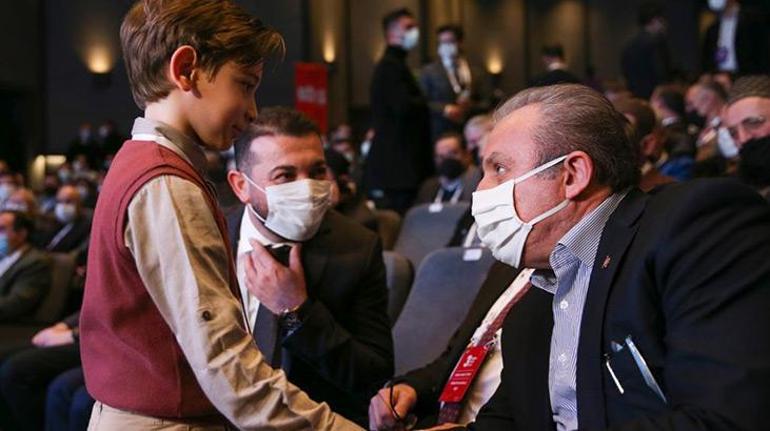 TBMM Başkanı Şentop: Gençlerimizin vatan millet için sokağa döküldüğünü gördük