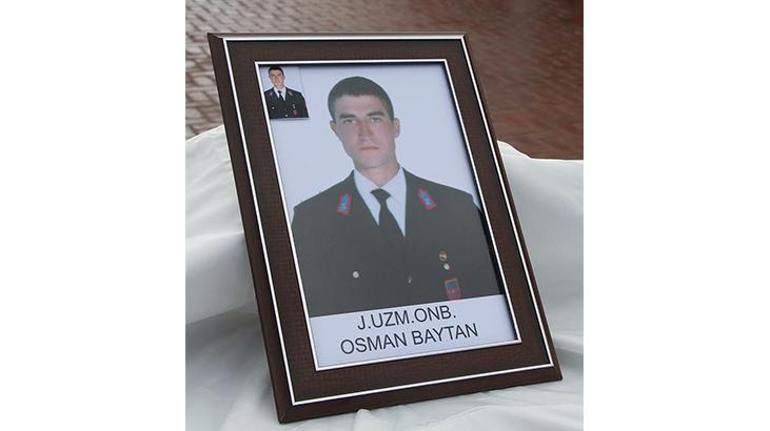 Yangında hayatını kaybeden uzman çavuş için gıyabi cenaze namazı kılındı