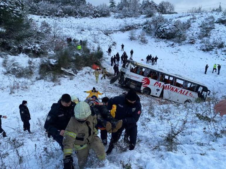 İstanbulda yolcu otobüsü şarampole yuvarlandı: 3 ölü, 9 yaralı