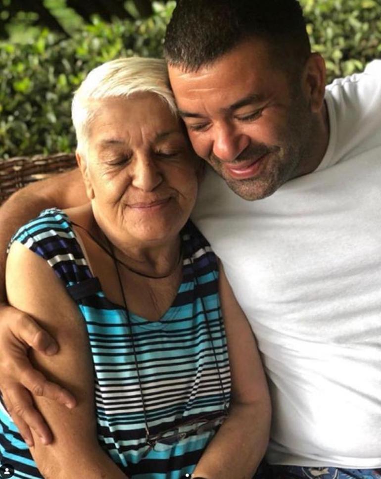 Bülent Şakrakın acı günü Annesini kaybetti