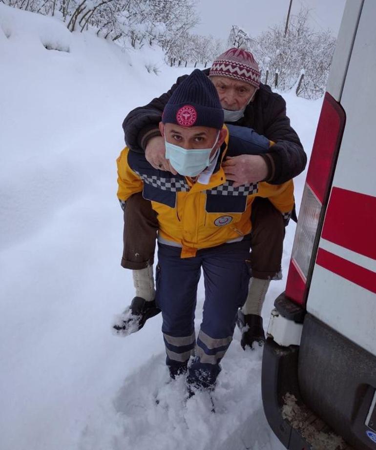 Sağlık ekipleri, 4 aylık Serhat bebek için karlı yolları aştı