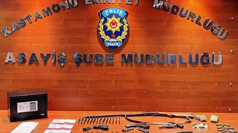 Erkekleri tuzağa düşürüp şantajla senet imzalatan şebeke çökertildi