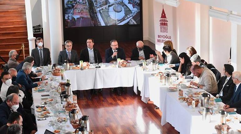 Zürafa Sokak’taki kültürel dönüşüm için istişare toplantısı yapıldı