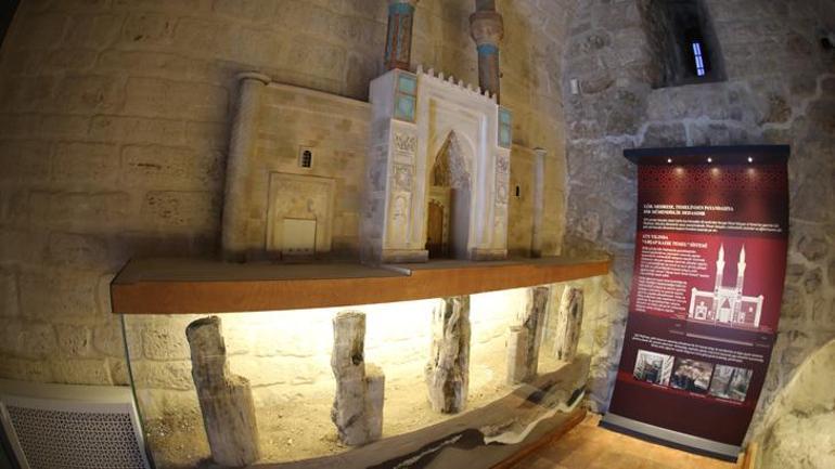 Sivas Gök Medrese ziyaretçileri 749 yıl öncesini görebiliyor