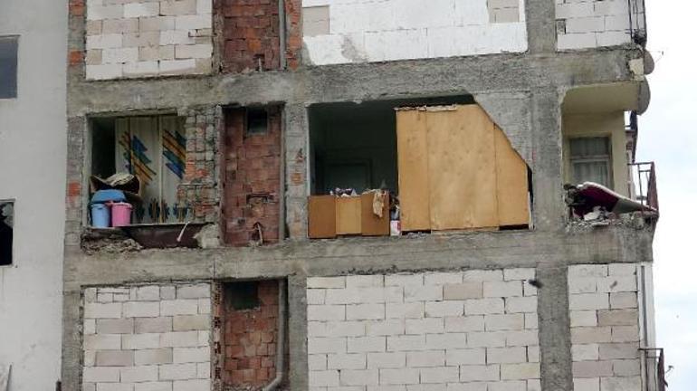 Yer: İstanbul... 40 yıl sonra ortaya çıktı Günlerdir duvarsız yaşıyorlar