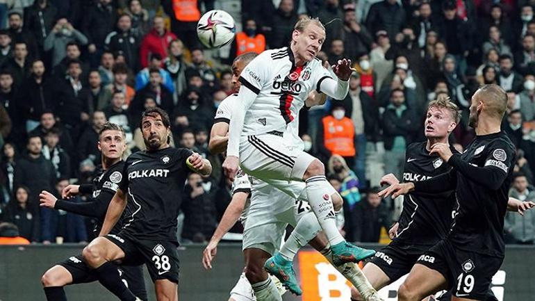 Beşiktaş-Altay maçını spor yazarları değerlendirdi: Teixeira; sen nasıl futbolcusun