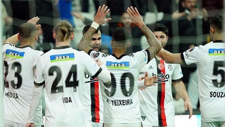 Beşiktaş-Altay maçını spor yazarları değerlendirdi: Teixeira; sen nasıl futbolcusun