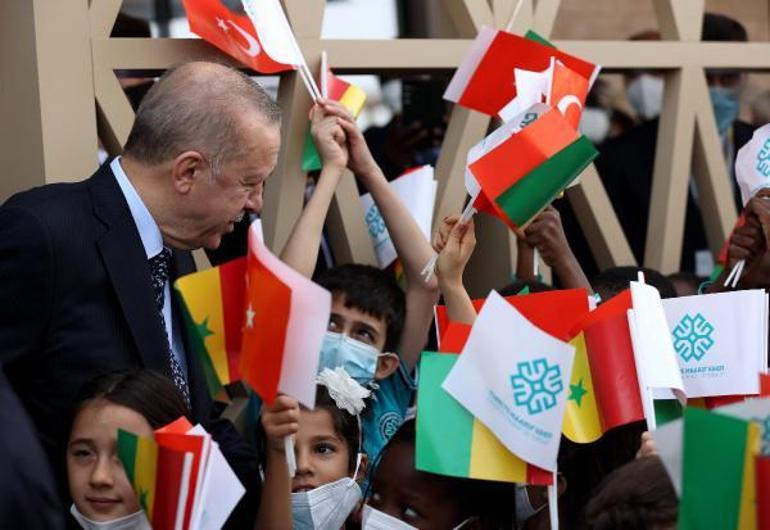 Cumhurbaşkanı Erdoğan, Senegalde Dakar Büyükelçilik binasının açılışını yaptı