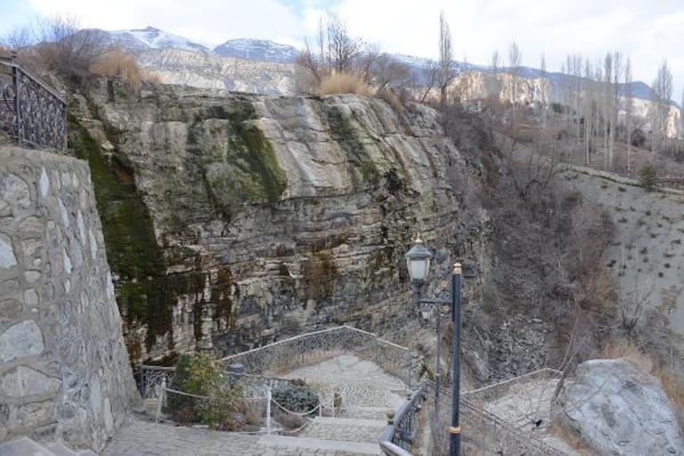 Tortum Şelalesi’ne can suyu verildi