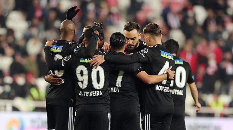 Son dakika: Spor yazarları Sivasspor-Beşiktaş karşılaşmasını değerlendirdi