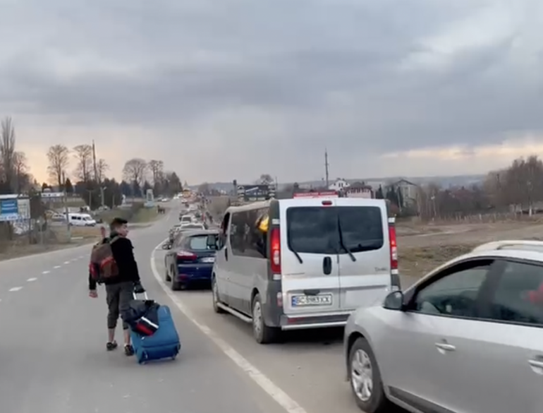 Avrupanın yeni mülteci krizi: AB sınırında 50 kilometrelik kuyruk