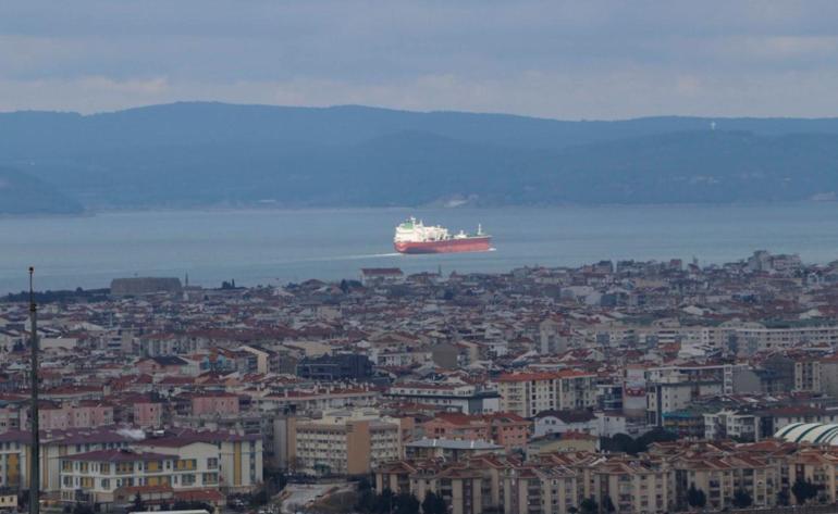 Boğazların anahtarı Türkiyedir ve Türkiye bu anahtarı barış için kullanıyor