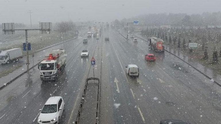 Son dakika... İstanbulda beklenen kar başladı 20 santimetreyi bulacak, 5 gün boyunca...