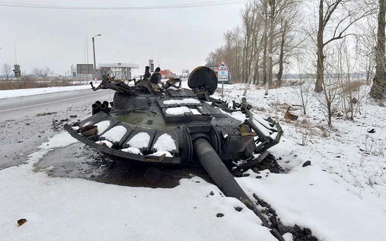 Rus birlikler donarak ölmek üzere Tanklar koca birer buzdolabına dönüşecek