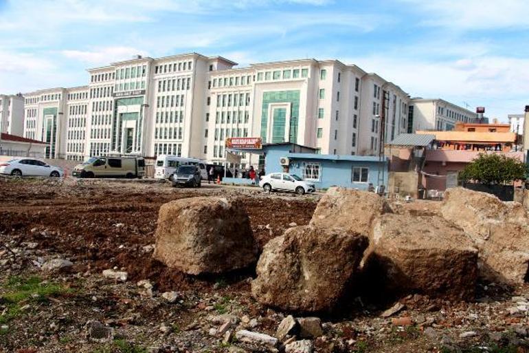 Adanada kentsel dönüşüm tepkisi: Zorla evimizden numune örnekleri alındı