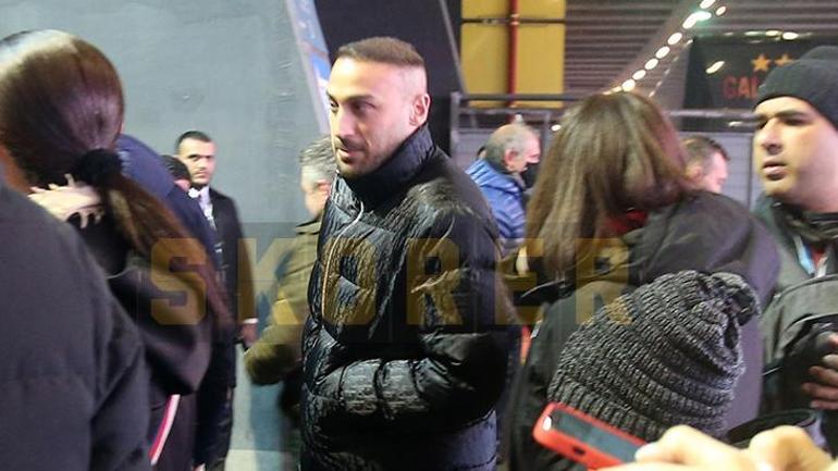 Cenk Tosun derbide ortaya çıktı Sürpriz transfer sözleri