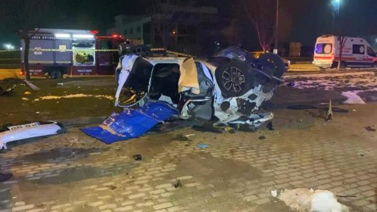 Bursada feci kaza Takla atan otomobildeki 2 kişi öldü