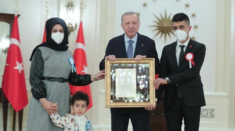 Cumhurbaşkanı Erdoğan: Terör baronlarına nefes aldırmıyoruz