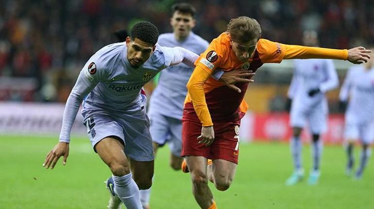 Son dakika: Spor yazarları Galatasaray-Barcelona maçını değerlendirdi: Uğruna Messi satıldı Onu durduramadık