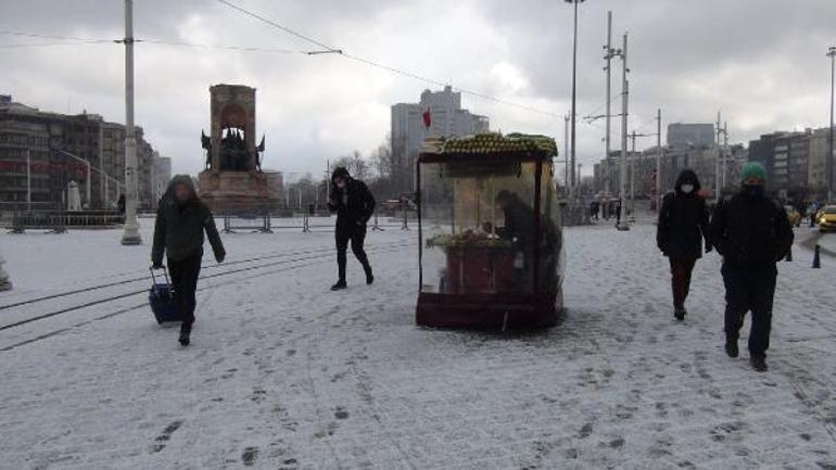İstanbulda göz gözü görmüyor Meteorolojiden flaş uyarı