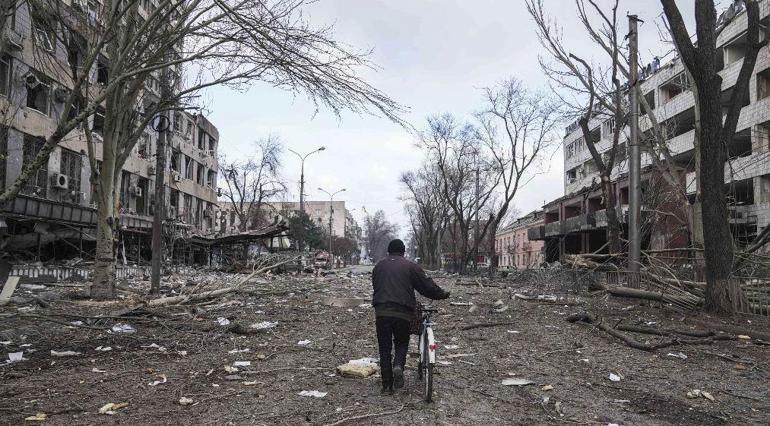 Rusların bomba yağdırdığı Mariupolde kritik direniş
