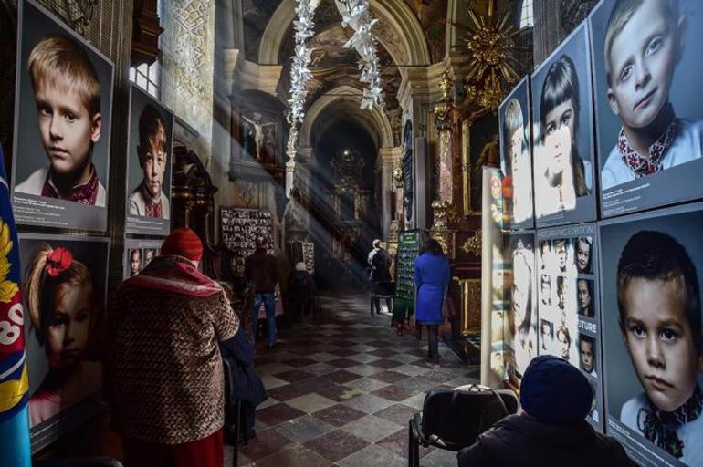 Görüntüler Lvivden Saldırı ihtimaline karşı korumaya aldılar