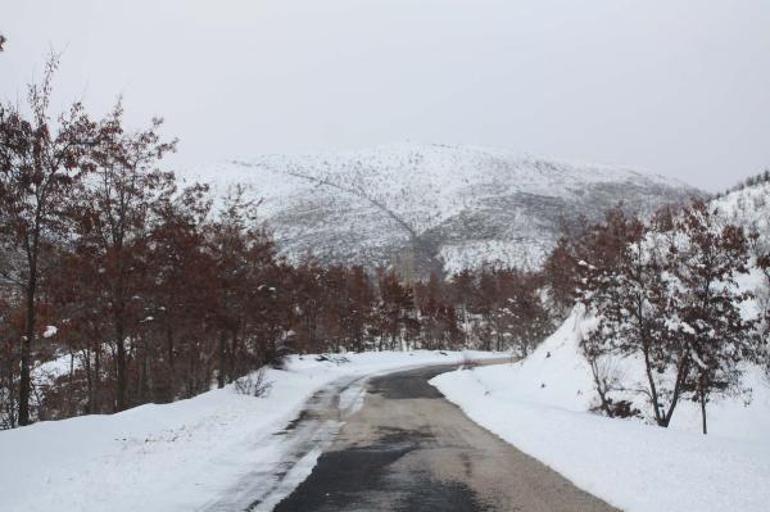 Adıyamanda donan yüzen adalar, hareket etmeye başladı