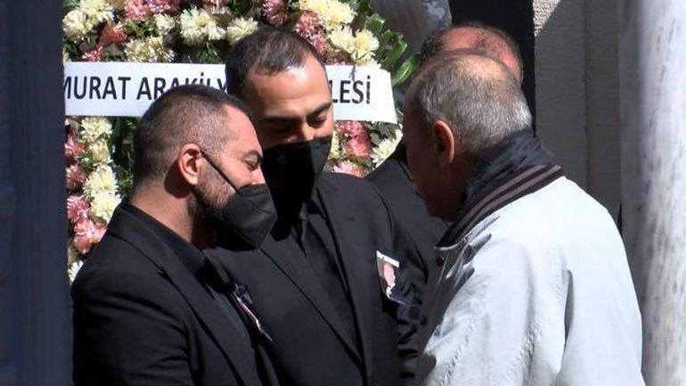 Rober Hatemo babasının cenazesinde gözyaşlarına hakim olamadı