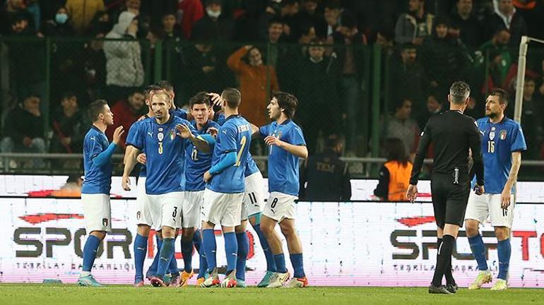 Son dakika haberi: Altay Bayındırın hatası Türkiye - İtalya maçına damga vurdu Sosyal medyada gündem oldu