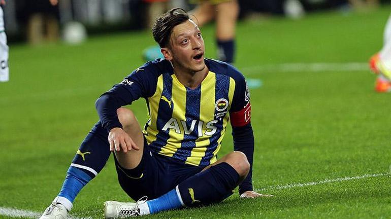 Son dakika haber: Mesut Özilin menajerinden ayrılık açıklaması Kadro dışı sonrası ilk kez konuştu