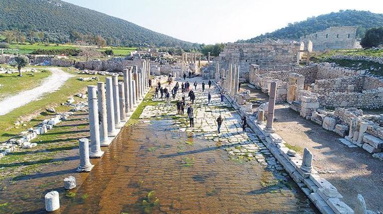 “Patara’nın romanını yazsam konu sanat olurdu”