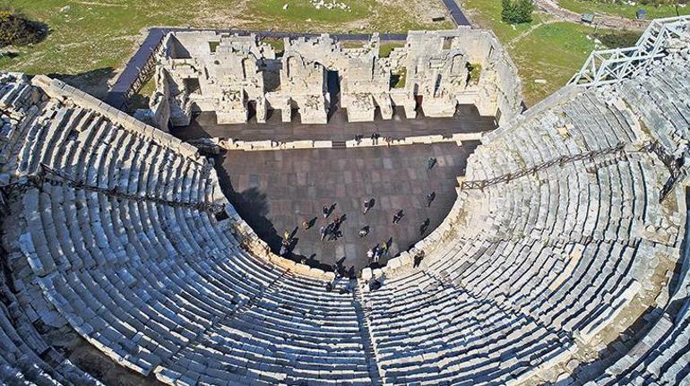 “Patara’nın romanını yazsam konu sanat olurdu”