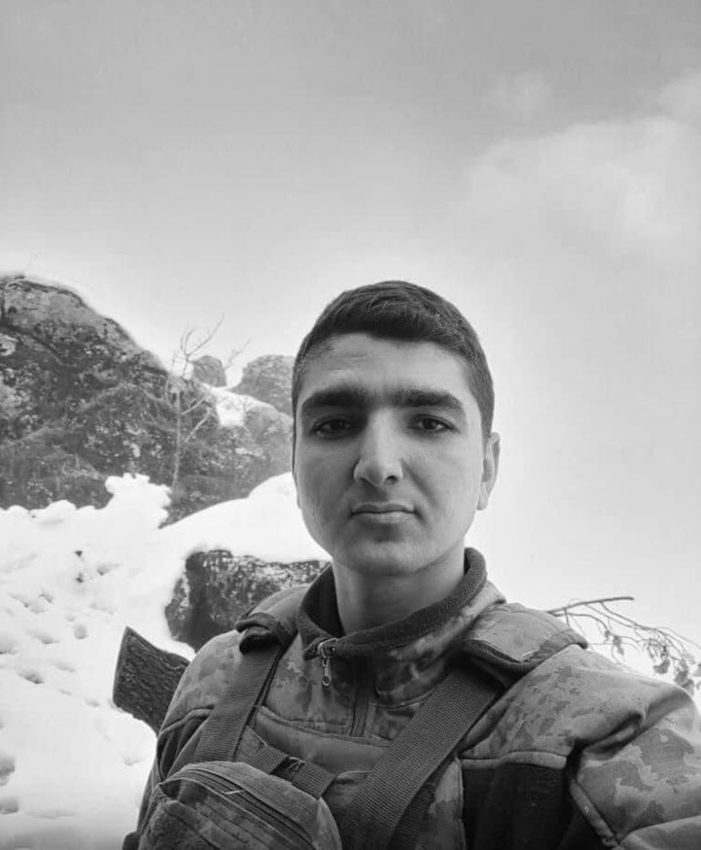Çaya düşüp kaybolan asteğmenden acı haber