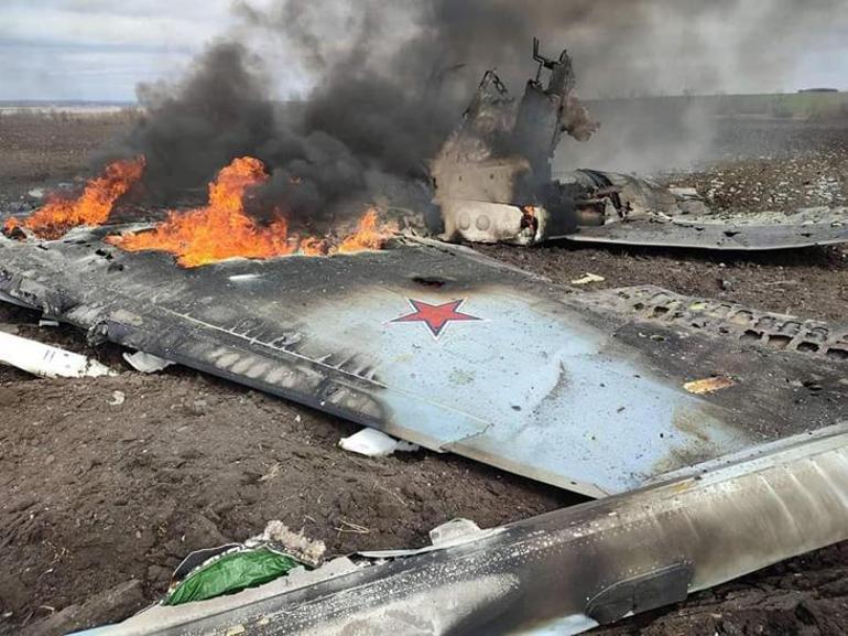 Su-35 vuruldu 40 milyon dolarlık enkaz
