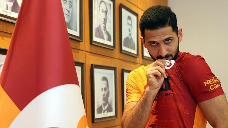 Galatasaraydan gönderildi, kulüp tarihine geçti Süper Lige damga vurdu
