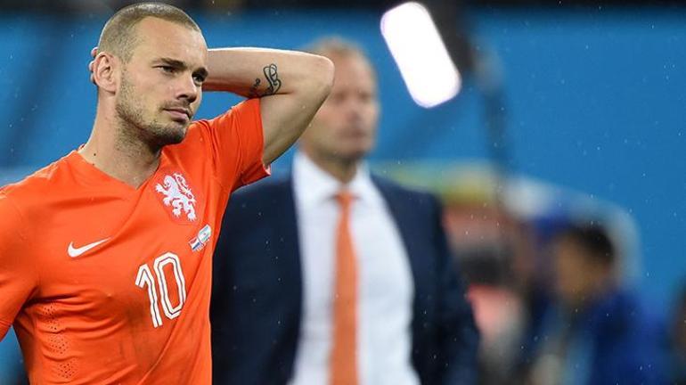 Ukraynaya destek maçında oynadı Sneijderin son hali şaşkınlık yarattı