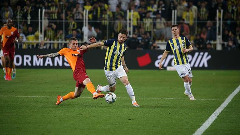 Fenerbahçe - Galatasaray derbisi sonrası dikkat çeken yorum: Risk alsa farka giderdi