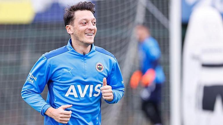 Fenerbahçede son dakika Mesut Özil gelişmesi İstanbula geliş tarihi belli oldu